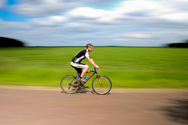 How bike cycling benefits the human body